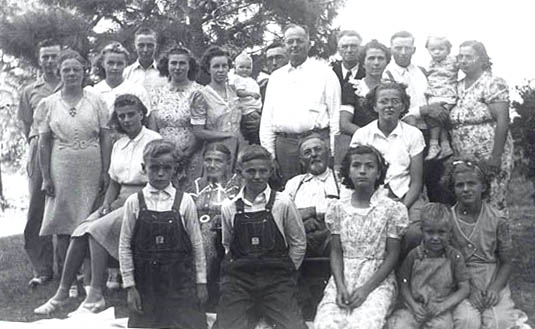 Mueller Clan 1941