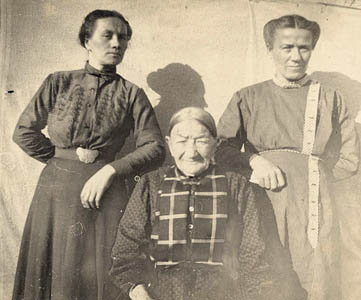 Ida Rodehorst?, Elisabeth, and Anna