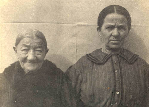 Elisabeth Rieckmann and Ida Mueller