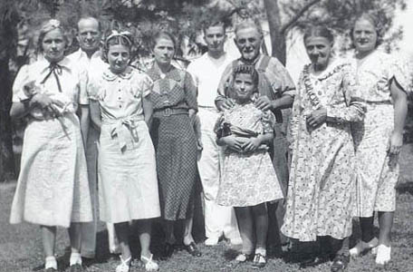 Richard, Anna, & group