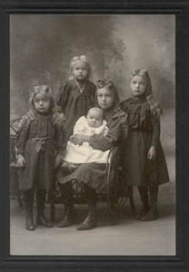 Mueller Children, 1905