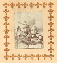 Frieda and Anna Mueller