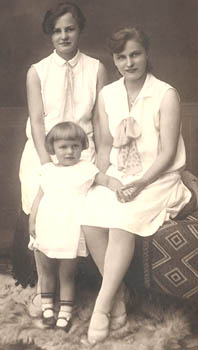 Franz Mueller's Three Daughters