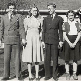 Walt, Loes, Robert, Roberta